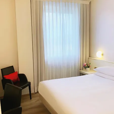 Starhotels Cristallo Palace Bergamo Exterior photo