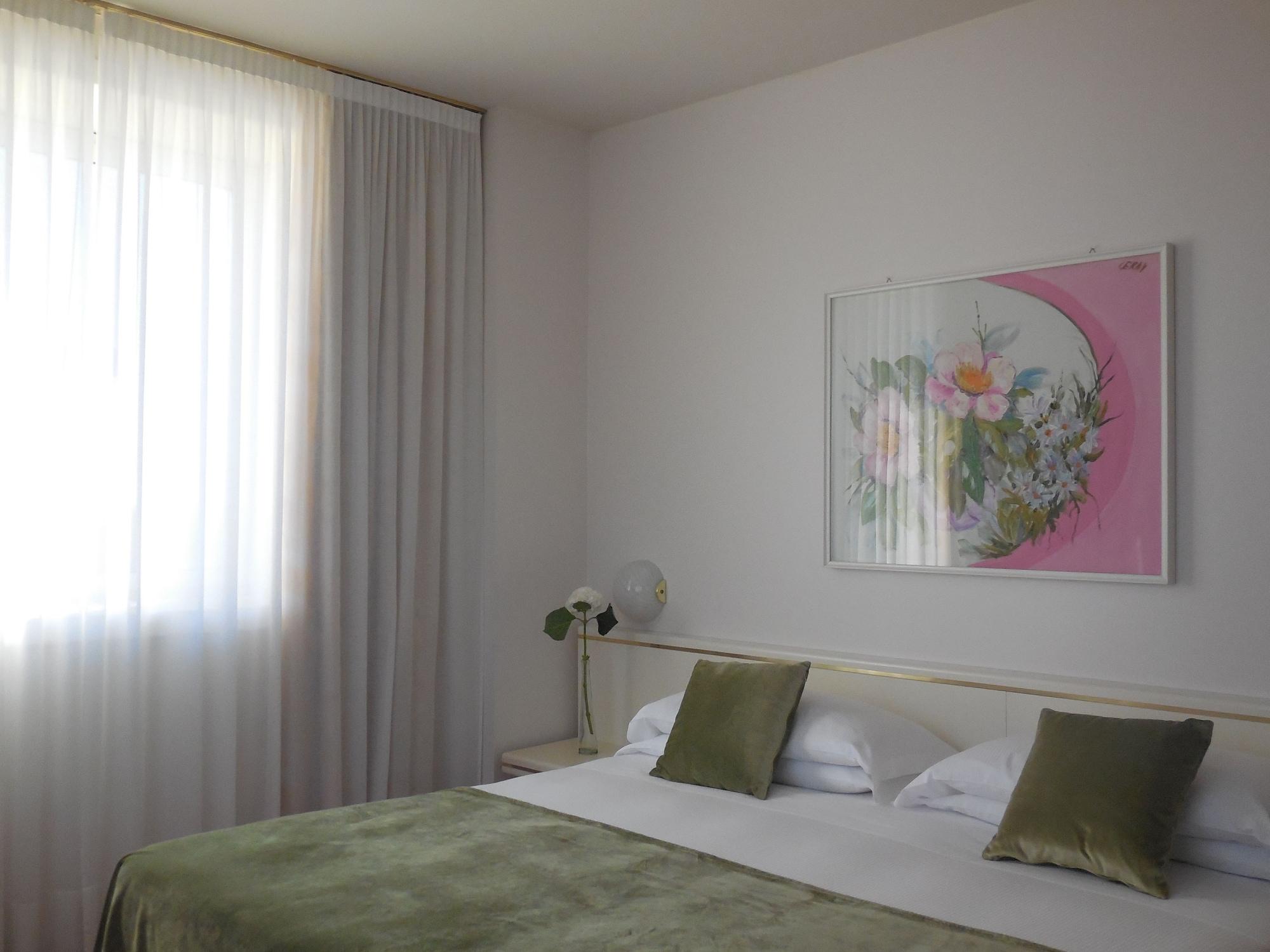 Starhotels Cristallo Palace Hotel 4*