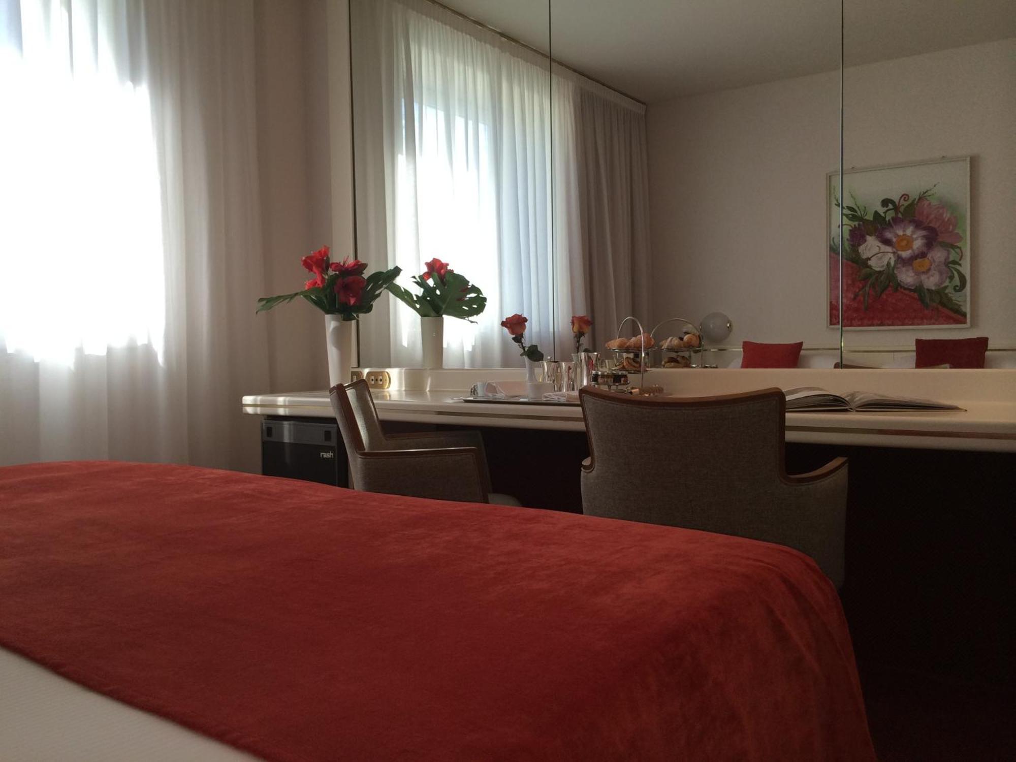 Starhotels Cristallo Palace Hotel 4*