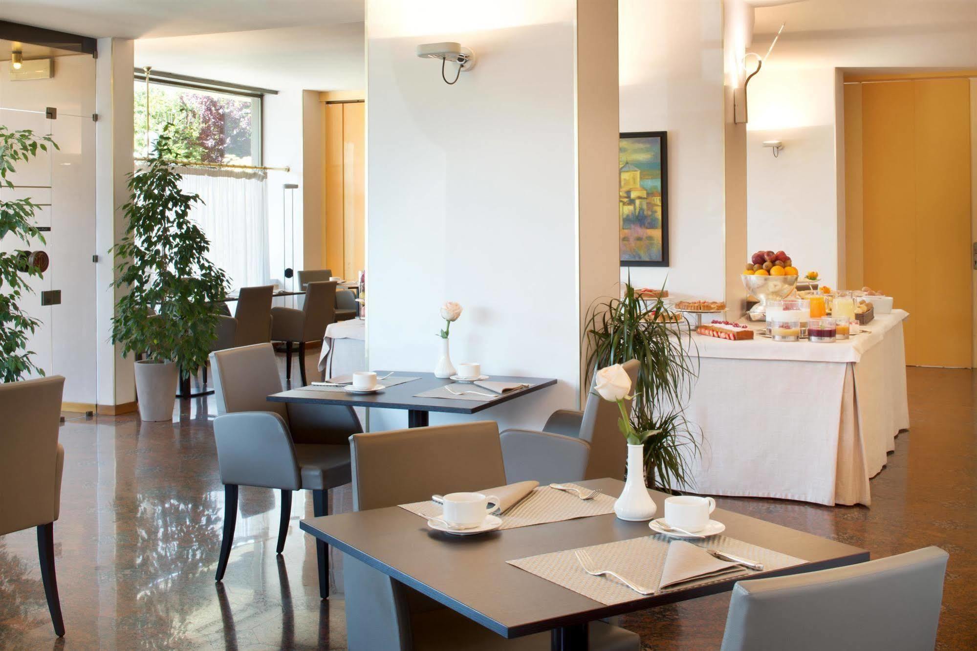 Hotel Starhoteles Cristallo Palace